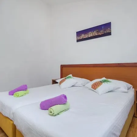 Apartman Belakusic 2 Grebastica Exterior photo