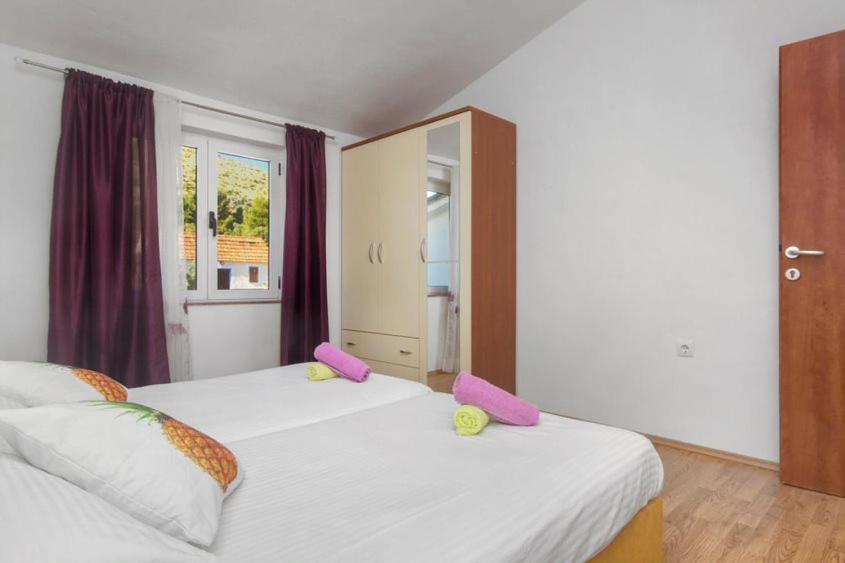 Belakusic 2 Apartment