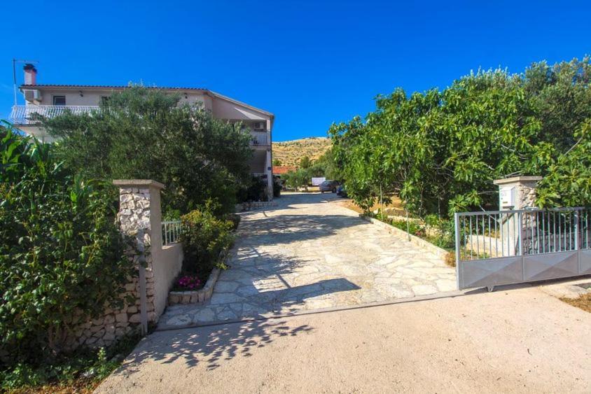 Apartment Belakusic 2