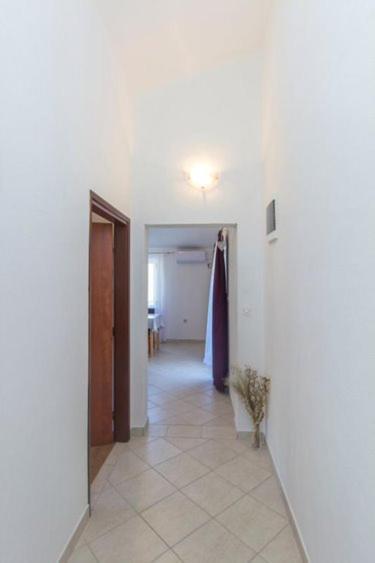 Apartment Belakusic 2